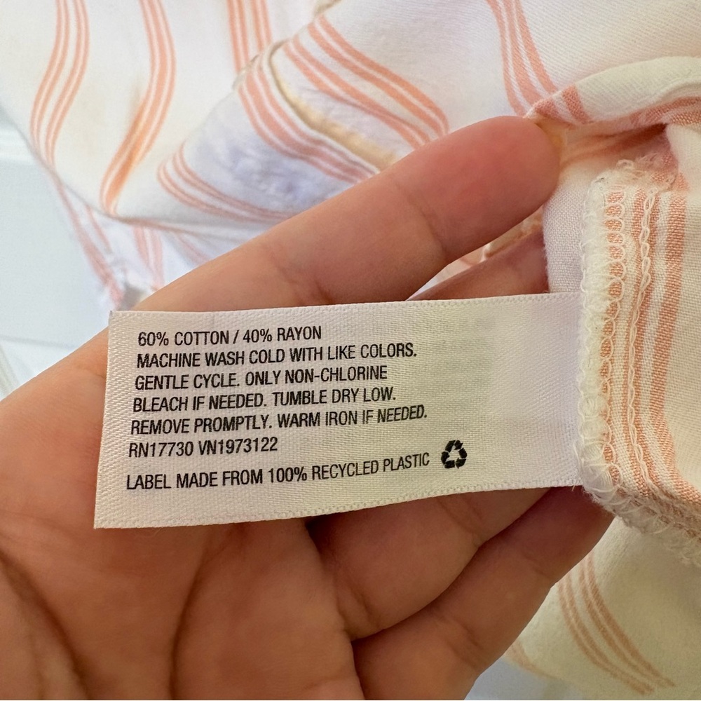 Universal Thread | Button Up Top - image 5